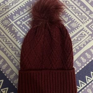 Aeropostale maroon beanie